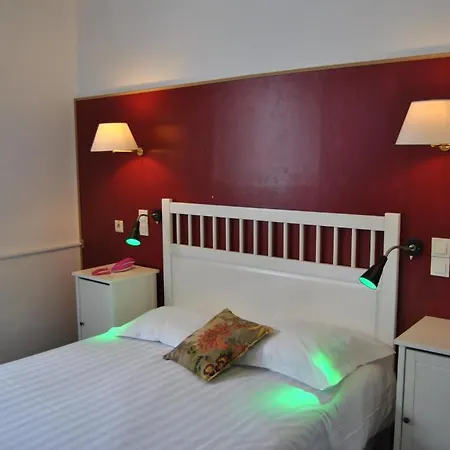 Hotell Hotel La Passerelle Liège